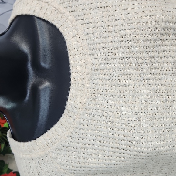 Nine Britton Billie Top - Picture 4 of 8